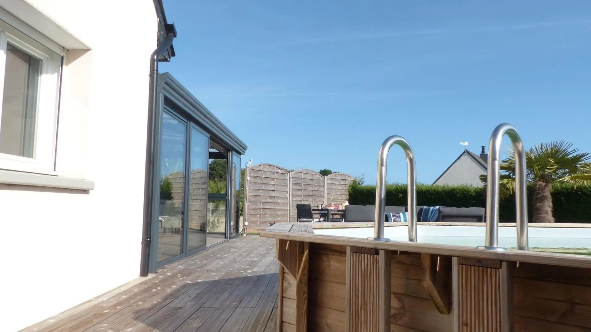 Holiday home Confortable Maison Avec Piscine A Larmor Baden