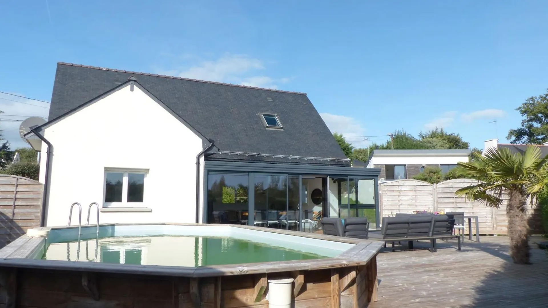 Holiday home Confortable Maison Avec Piscine A Larmor Baden