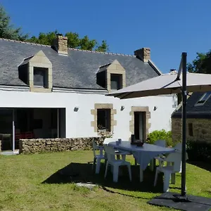 Belle Longère En Campagne à Baden Hébergement de vacances